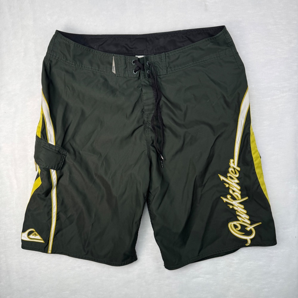Vintage Quiksilver Boardshorts Mens 36 Olive Green Yellow Surf Swim Y2K Script